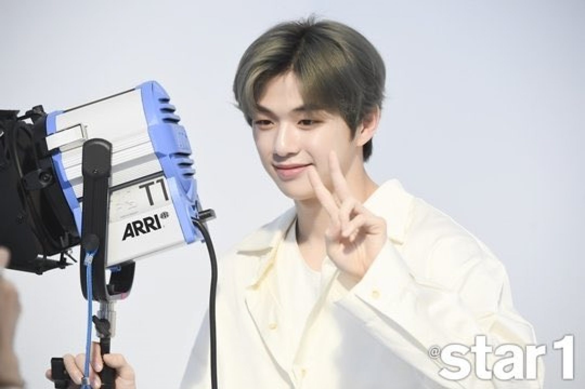 [UPDATE] Kang Daniel Profile, 25 Facts You Should Know