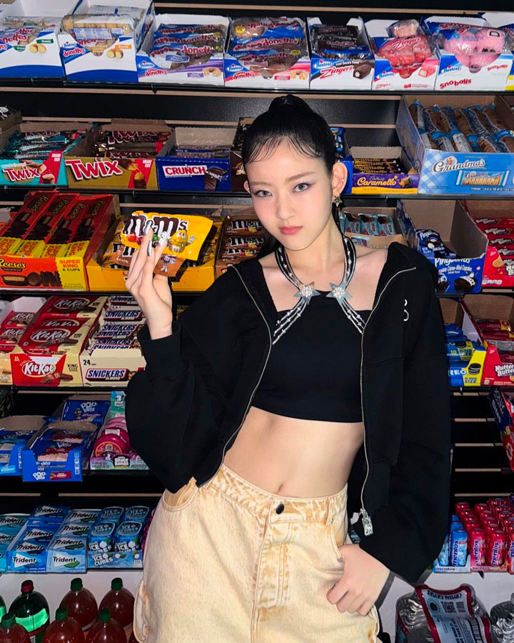 VVUP Member SUYEON as visual and maknae